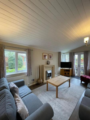 Churchill Lodge